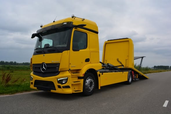 BRL Berging Leiden. & Roos Autoberging.nl