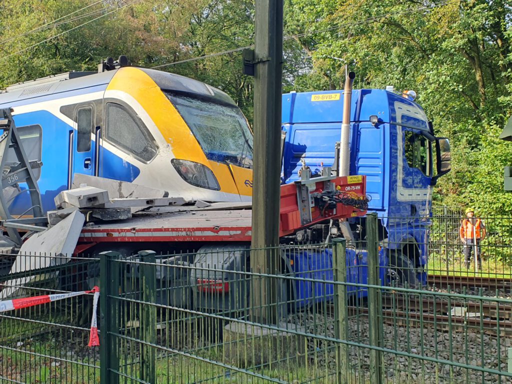 trein ongeval met vrachtwagen 14-9-2026